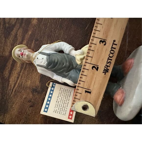 Vintage 1985 Flambro Circus World Museum Clown Figurine Rustic w/Original Tag - Picture 9 of 9